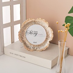 SWTHONY Round Floral Rose Gold Picture Frame, 4×4 Circular Flower Shaped Phot…