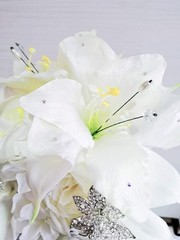 Calla Lilies Simulation Rose Diamonds Pearl Bride Wedding Bouquet (White)