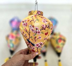 Set 8 Hoi An Silk Lanterns 22cm: Flower Lanterns for Wedding Party, Patio Decor
