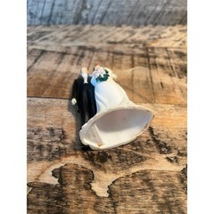 Bride & Groom Wedding Cake Topper Figurine Retro Marriage Decor