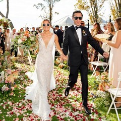 Elegant Just Married Decorations – UV Protected Sunglasses for Weddings, 2 Pair