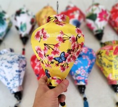 Set 16 Vietnamese Silk Lanterns 22cm for Outdoor Party Decor – Tents decor