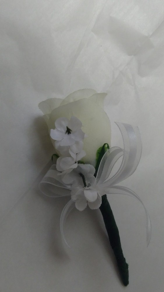 Set of 6 Ivory boutonnieres or Any Color RUSH ORDERS AVAIL
