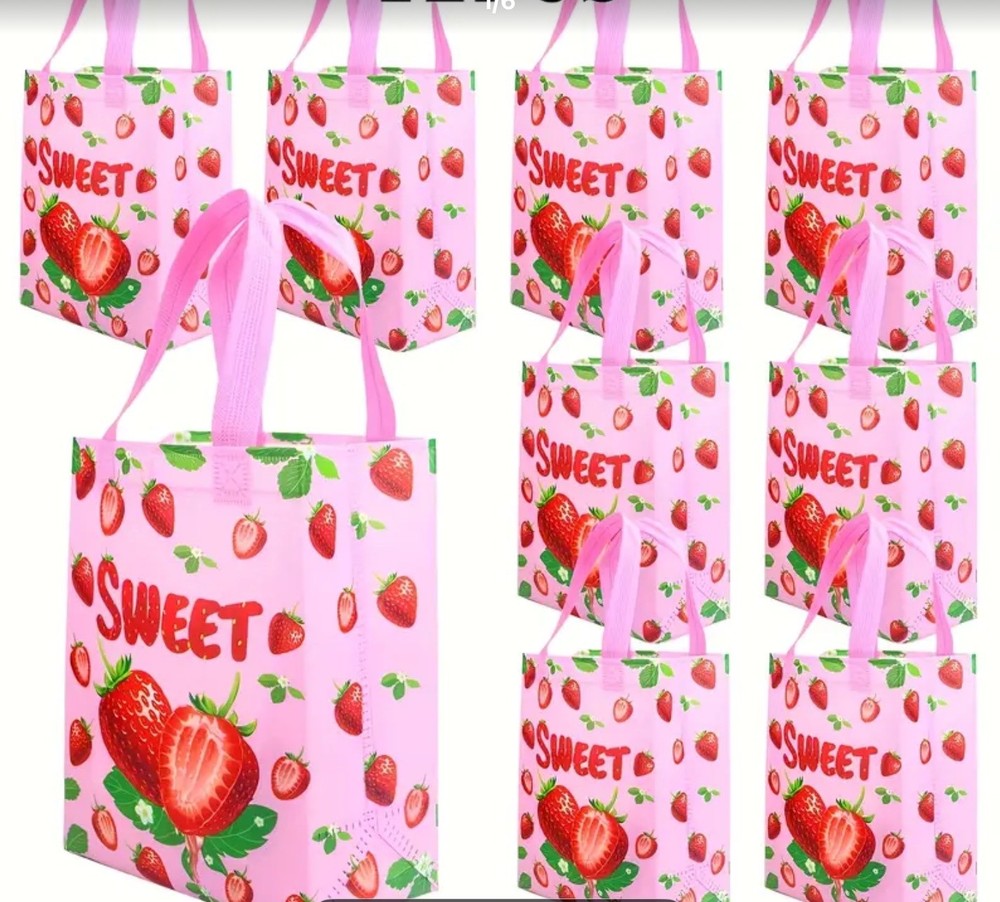 7pcs Strawberry Party Favor Bags with Pink Bow & Strawberry Design – Non-Woven