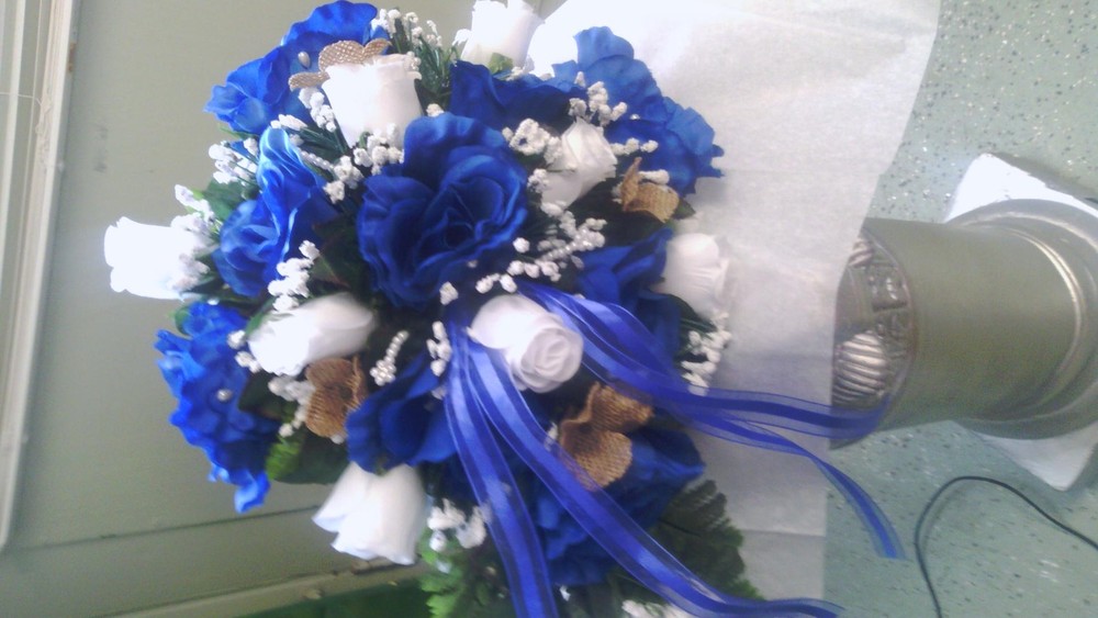 14Pc wedding Package Royal Blue and White & Burlap! Bouquets, bout and corsages