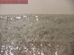 NWOT – Silver Sequin Photography Backdrop, Size 2Ft x 8Ft