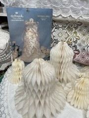 VTG Honeycomb Wedding Bells Lot Of 9 Halllmark American Greetings Doublglo