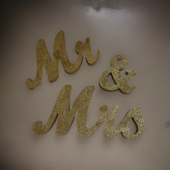 3 Pc Mr & Mrs Tabletop Wedding Decoration Wood Freestanding Letters Gold Glitter