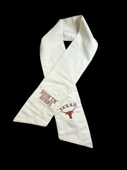 University of Texas (UT) Cotton Wreath Sash (2 Logos) 31k Stitch Hook Em Horns