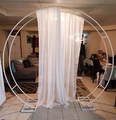 White Metal Wedding Arch Frame Flower Balloon Backdrop Decorative Event Props