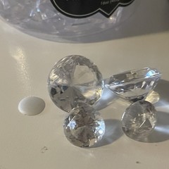 Studio Crystals, Diamond By The Dozen Clear Acrylic￼ Diamonds Assorted Size NWOT