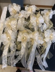 10 Large Wedding Pew Bows White Gold Satin Tulle Pearl Beads Church Aisle Decor