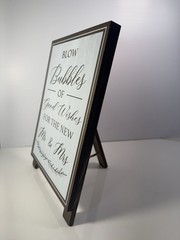 Wooden Decoration Sign for Mr. Mrs. Wedding Reception Table Decor