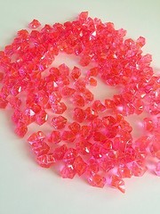 8Lb Crystal Acrylic Ice Rock Vase Gems/Table Scatters (Medium 2.5cm, Hot Pink)