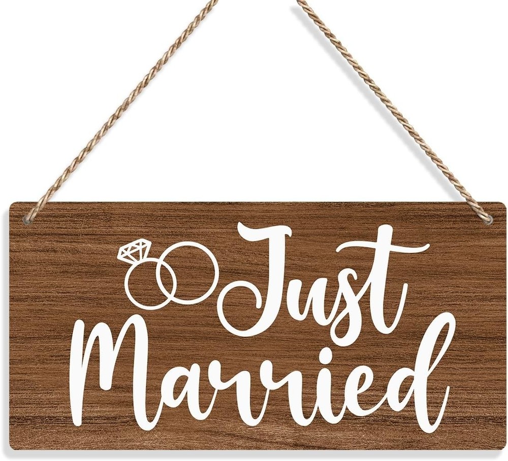 Just Married Sign Wall Hanging – Just Married Decorations Wedding Accessories –