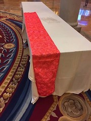12″x108″ Satin Rosette Table Runner – Coral (1pc/pk)