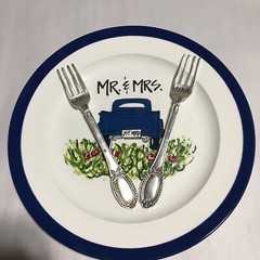 Farmhouse Mr and Mrs Wedding Gift Plate and Silverware (Fork and Spoon).