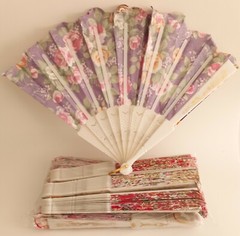 Party Supplies: Floral Fans Decorative Functional Wedding Party Socialite Vtg