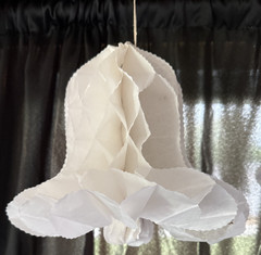 4 Pieces Paper Wedding Party Bells White Honeycomb Hanging – 9″, 7″, 5″ USA