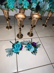 17 Wedding centerpieces peacock colors w/ 15in vase and one big arrangement