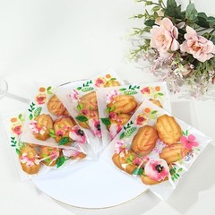 100 White Clear PVC Cookie Candy Bags With “Thank You” Floral Print Party