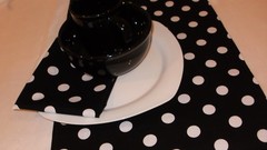 BLACK AND WHITE POLKA DOTS Table Runner 12x 72″ L, PARTY WEDDING, BRIDAL, Mouse