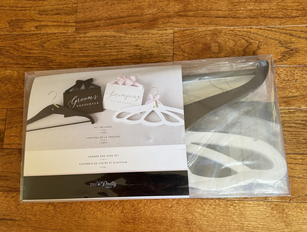 Style Me Pretty Wedding Hanger & Sign Set Bride & Groom Hangers & Signs NEW