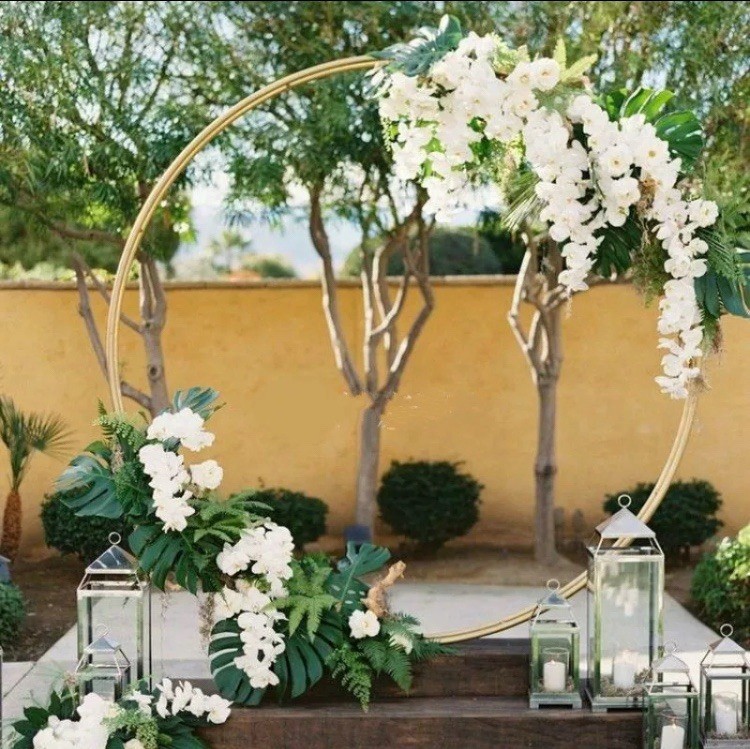 2.5m Gold Metal Tube Wedding/Celebration Circle Arch
