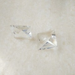 100pcs 22*22MM Square Crystal Beads Prism Pendants Chandelier 2 holes Lamp Parts