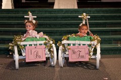 Flower Girl Pumpkin Wagon- Medium size in Gloss white – Child’s Wedding Wagon