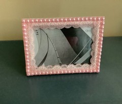 5×7 pink vintage crochet lace and pink pearl frame