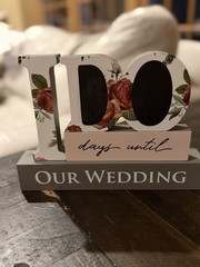 Wood Floral Romantic Wedding Table Decoration “100 Days Until Our Wedding”