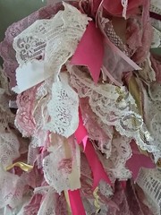 Victorian Romance 12′ Vintage Lace And Ribbon Garland Ivory, Rose And Gold