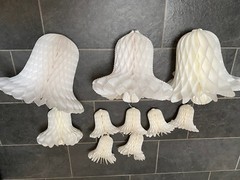 VTG Set of 10 White Honeycomb Tissue Wedding Decor Bells Hanging Table EUC