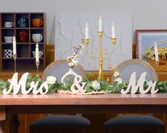 2pcs Large Mr & Mrs Wedding Table Signs with 5.91ft Floral Garland Centerpieces