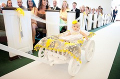 Flower Girl Pumpkin Wagon- Medium size in Gloss white – Child’s Wedding Wagon