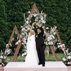 2 Pack Triangle Wooden Wedding Arch Oversized Ceremony Archway Backdrop Frame