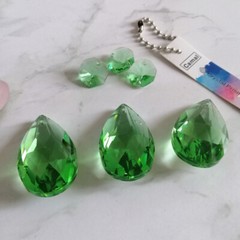 Green Color 20pcs 38mm Crystal Teardrop & 20pcs 14mm Crystal Octagon Loose Beads