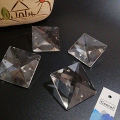 10pcs 32mm Square Crystal Loose Beads 2 Holes Pendant Prisms Lamp Lighting Part