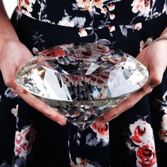 Big Clear Crystal Diamond Paperweight Memory Keepsakes 200mm 7.87″ Wd