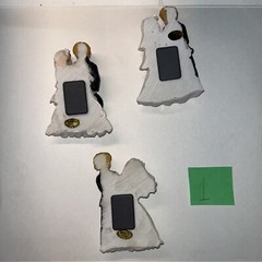 Wedding Magnets Decor Bride Groom Mr Mrs Lot of 3 White Dress Bouquet Cute! (1)