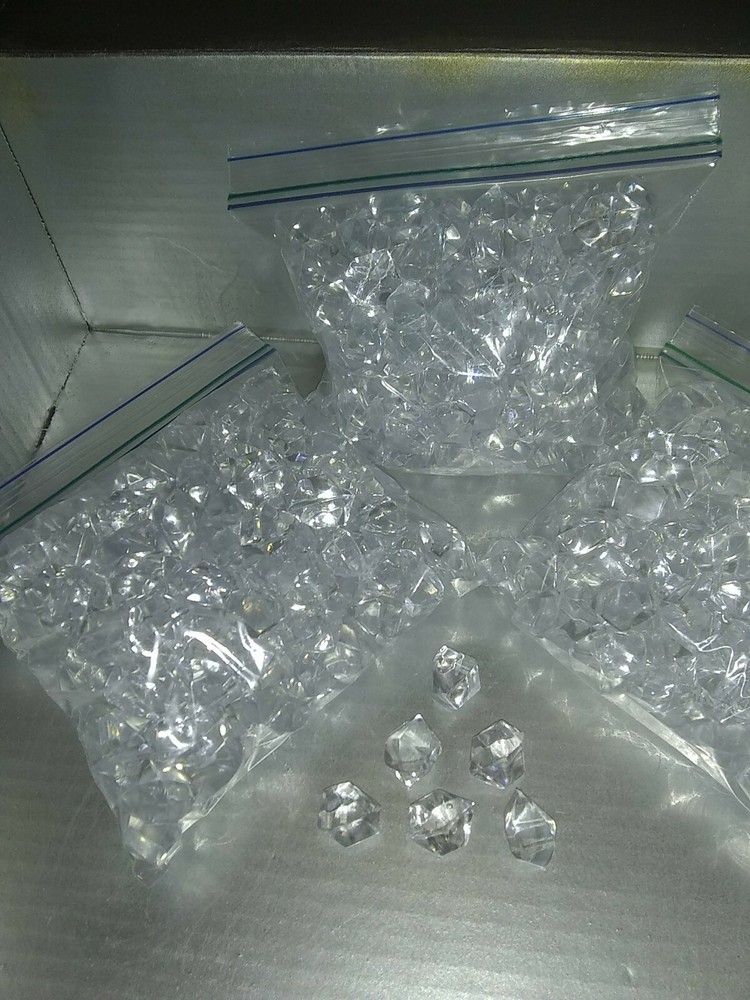 1 LB Pound 170+ Acrylic Ice Scatter Vase Filler Diamond USA Clear Winter Crystal