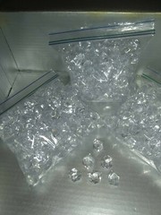 1 LB Pound 170+ Acrylic Ice Scatter Vase Filler Diamond USA Clear Winter Crystal