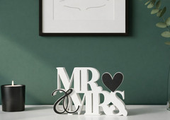 MR & MRS Wedding Table Sign with Rings, Valentine’s Day Gift
