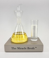 La Mer Miracle Broth Display Prop | Luxury Glass Skincare Decor ￼