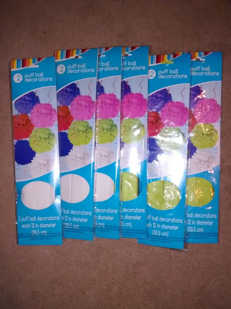 Tissue paper flower Pom poms LOT of 6 packages Green and white NEW