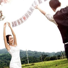 JUST Married Wedding Banner Set, Decorations for Reception, Red