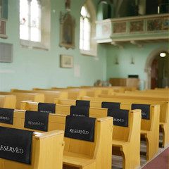 12 Pieces Velvet Reserved Chair Signs for Weddings – Gold Foil Church Pew