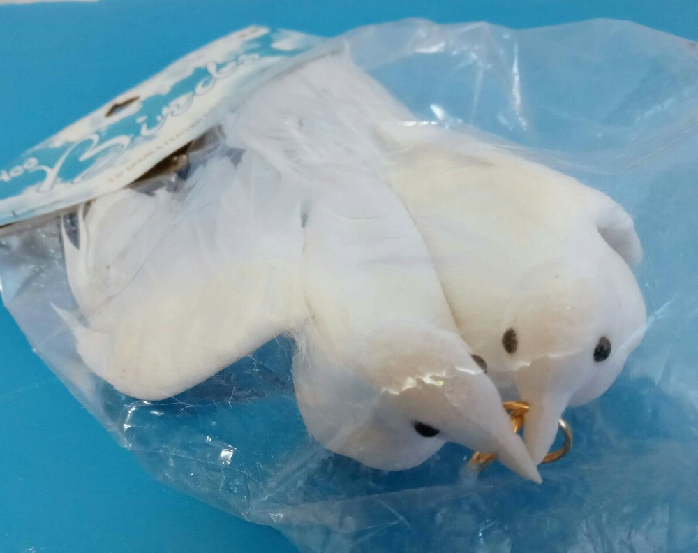 White Flocked Love Birds*Wedding Rings*Cake Topper*Real Feathers*8″ long
