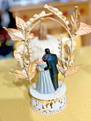 PAIR Antique Old Victorian Photo Frame +Vtg Bride Groom WEDDING Cake TOPPER Gift